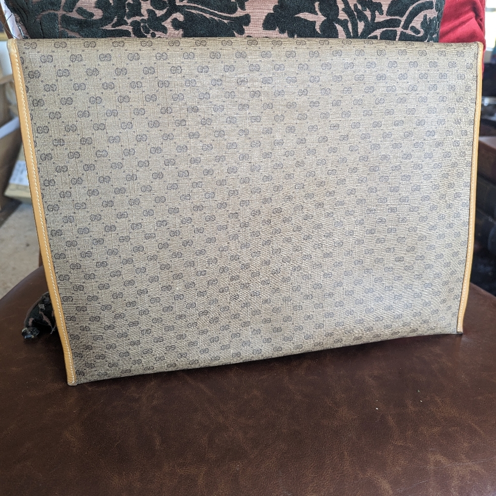 ✅GUC💯GUCCI MICRO GG VINTAGE DOCUMENT HOLDER - Picture 5 of 12